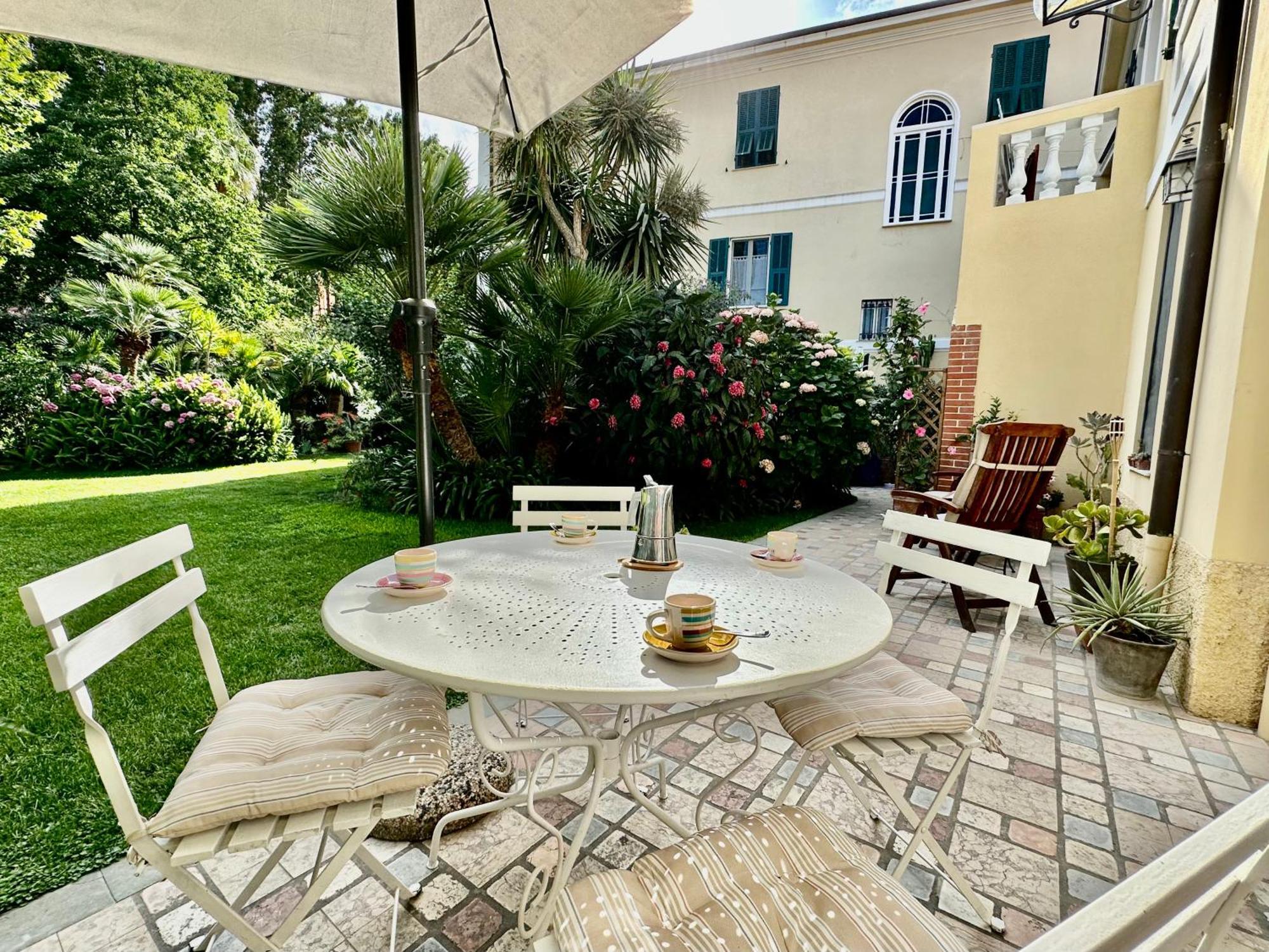 Villa Angelina Casa Limone Валекрозия Екстериор снимка