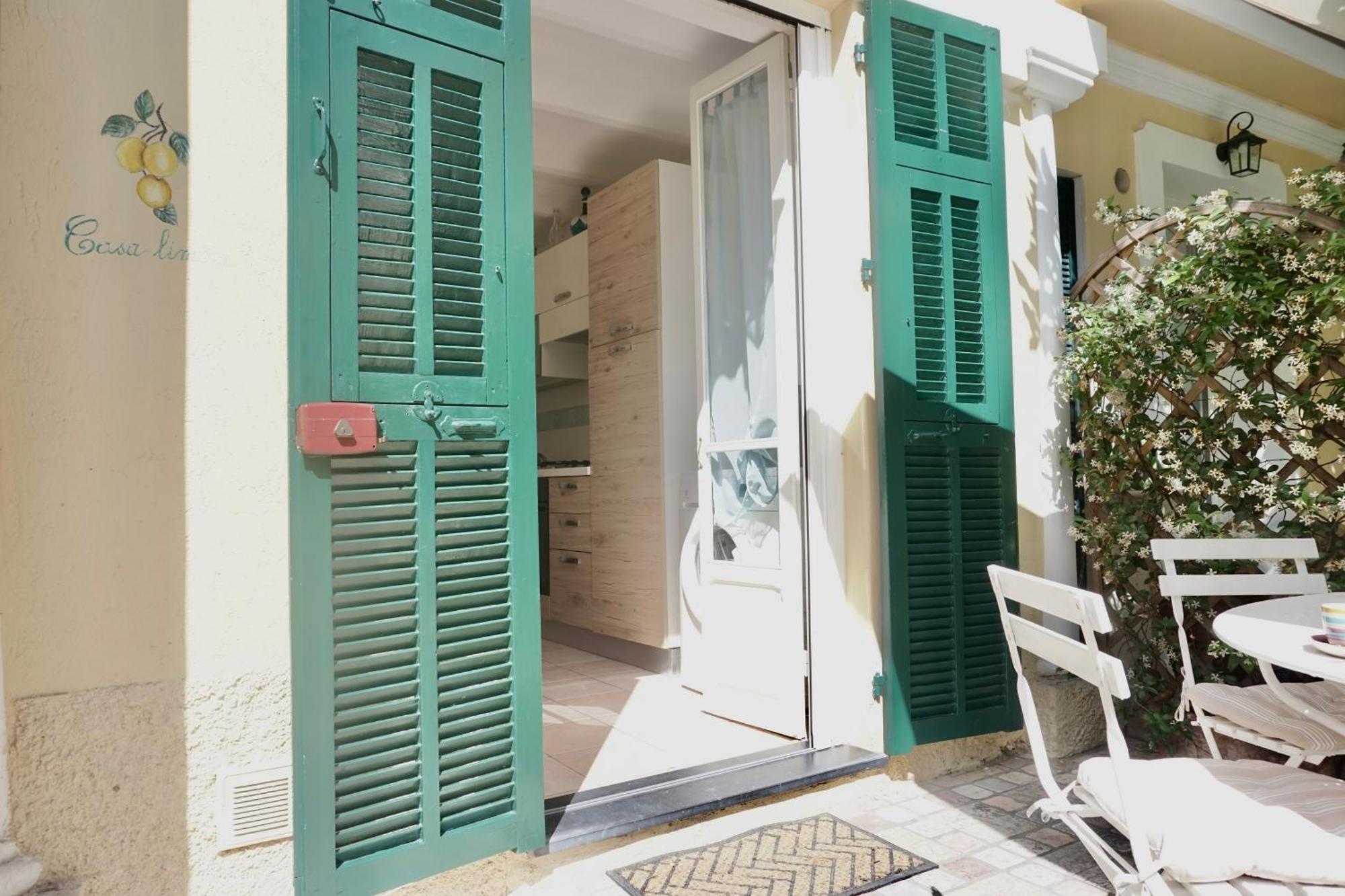 Villa Angelina Casa Limone Валекрозия Екстериор снимка